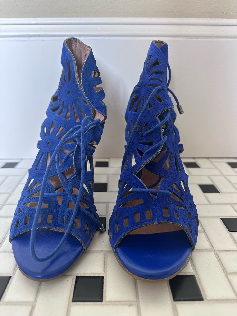 Joie Women’s Blue Laser-Cut Lace-Up Sandals